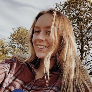 Meet your Posher, Brianna